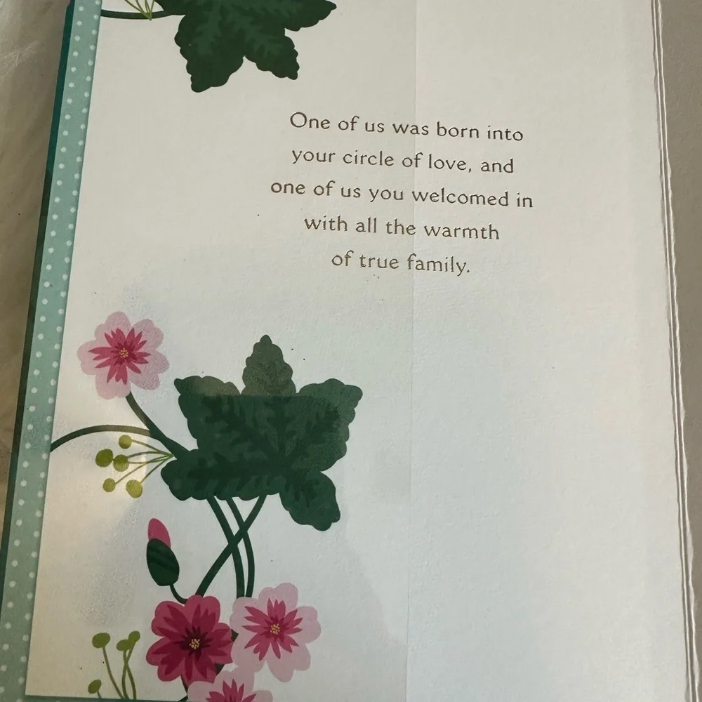 🩷5/$10Floral Mom greeting card with Gold Accents